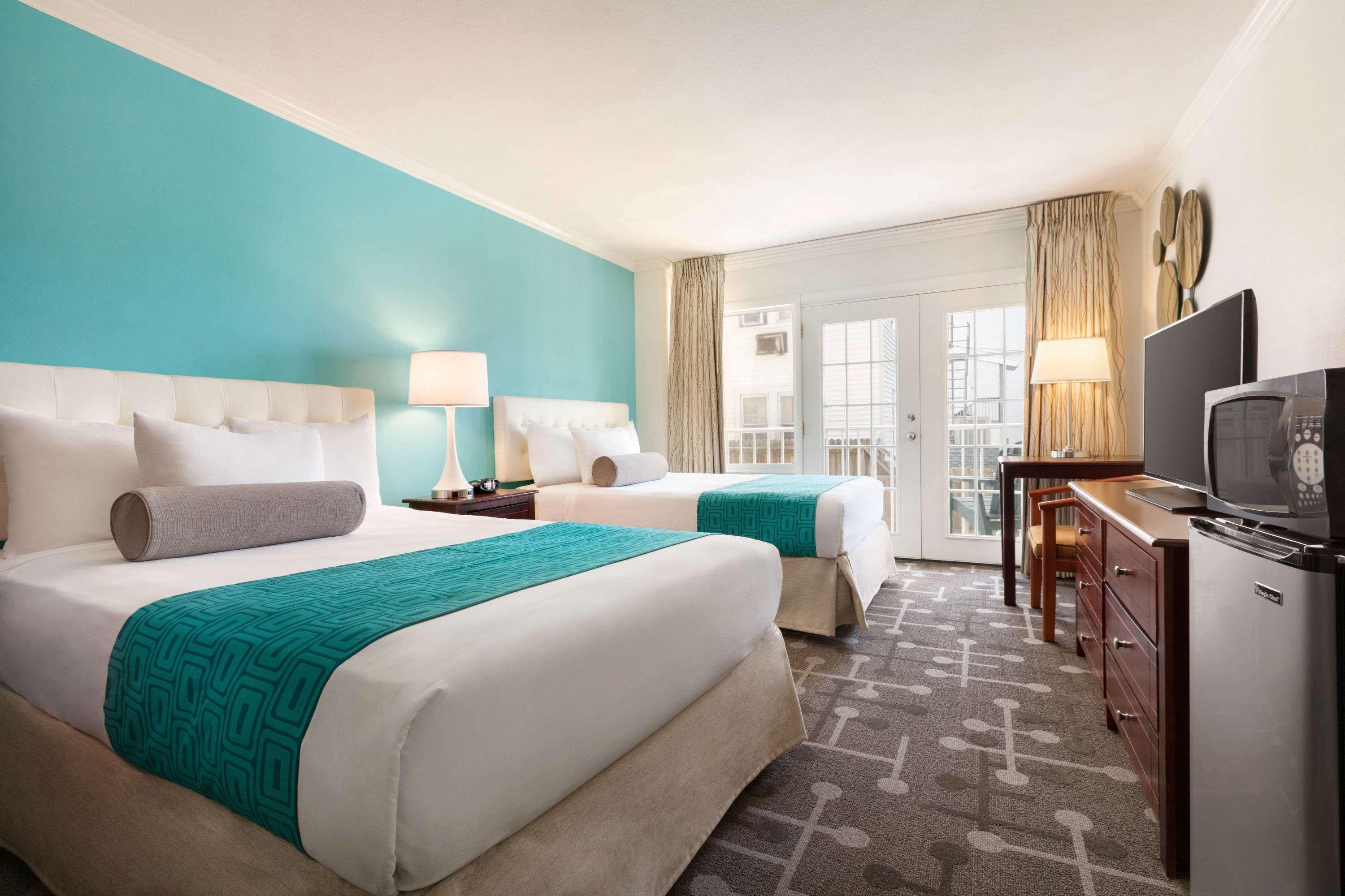 Howard Johnson Plaza By Wyndham Ocean City Oceanfront Екстериор снимка