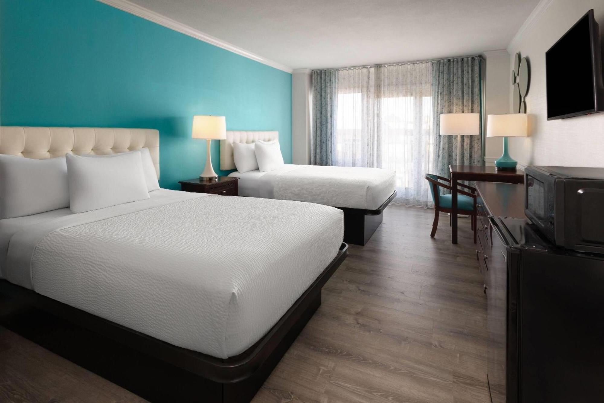Howard Johnson Plaza By Wyndham Ocean City Oceanfront Екстериор снимка